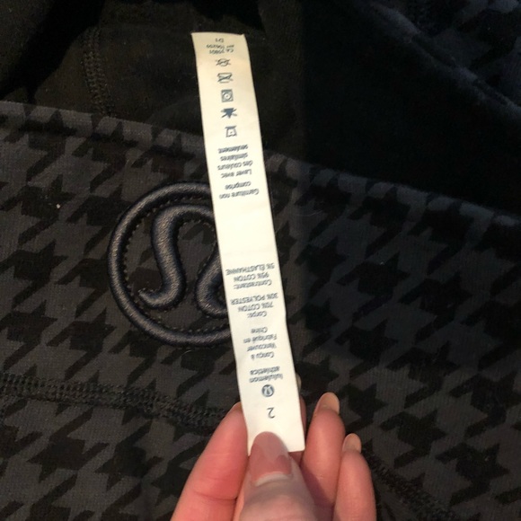 Scuba Cotton Hoodie Houndstooth pattern - Picture 2 of 3